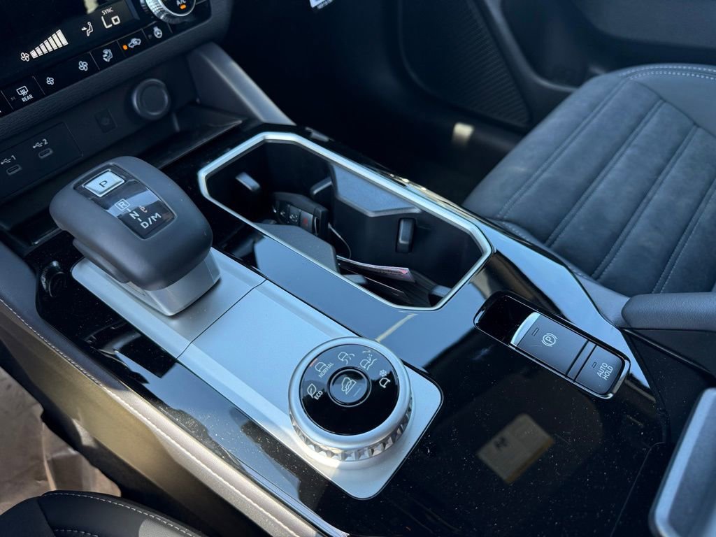 New 2026 Mitsubishi Outlander LE image 40