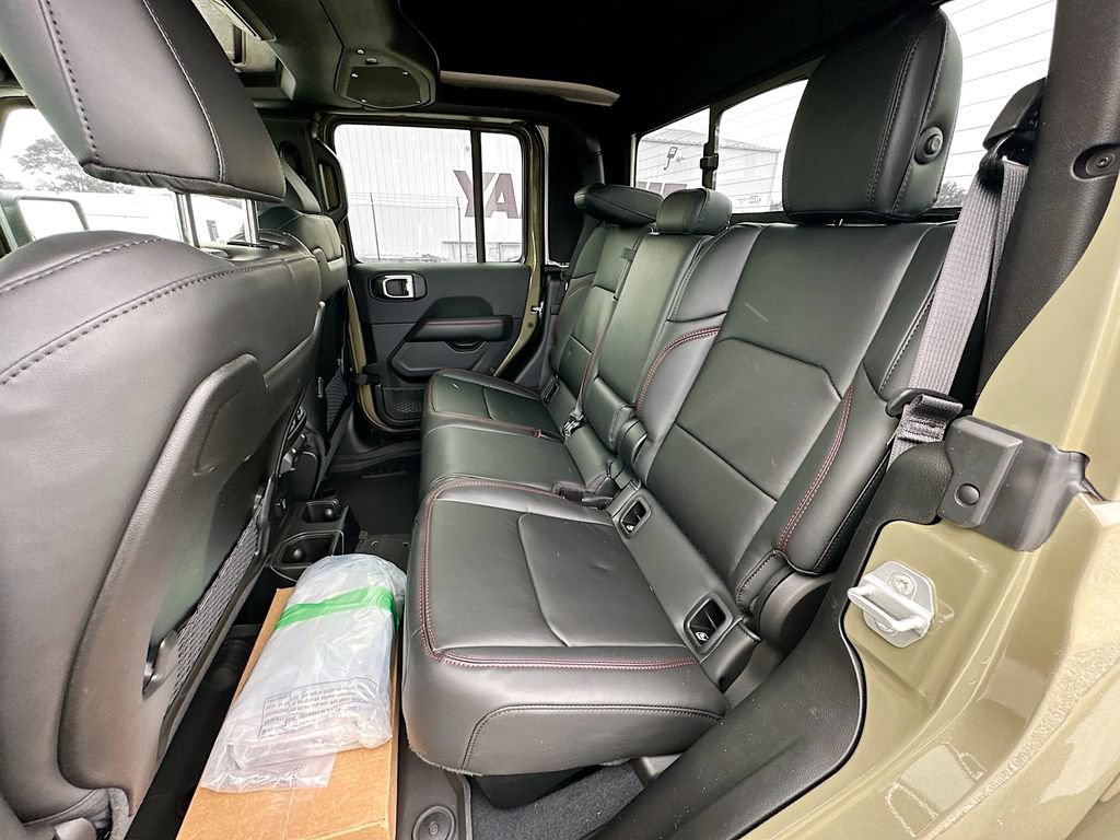 New 2026 Jeep Gladiator Rubicon AWD/4WD image 33