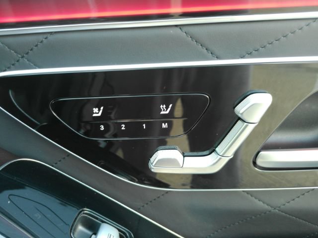 Used 2024 Mercedes-Benz S 580e 4MATIC Sedan image 26