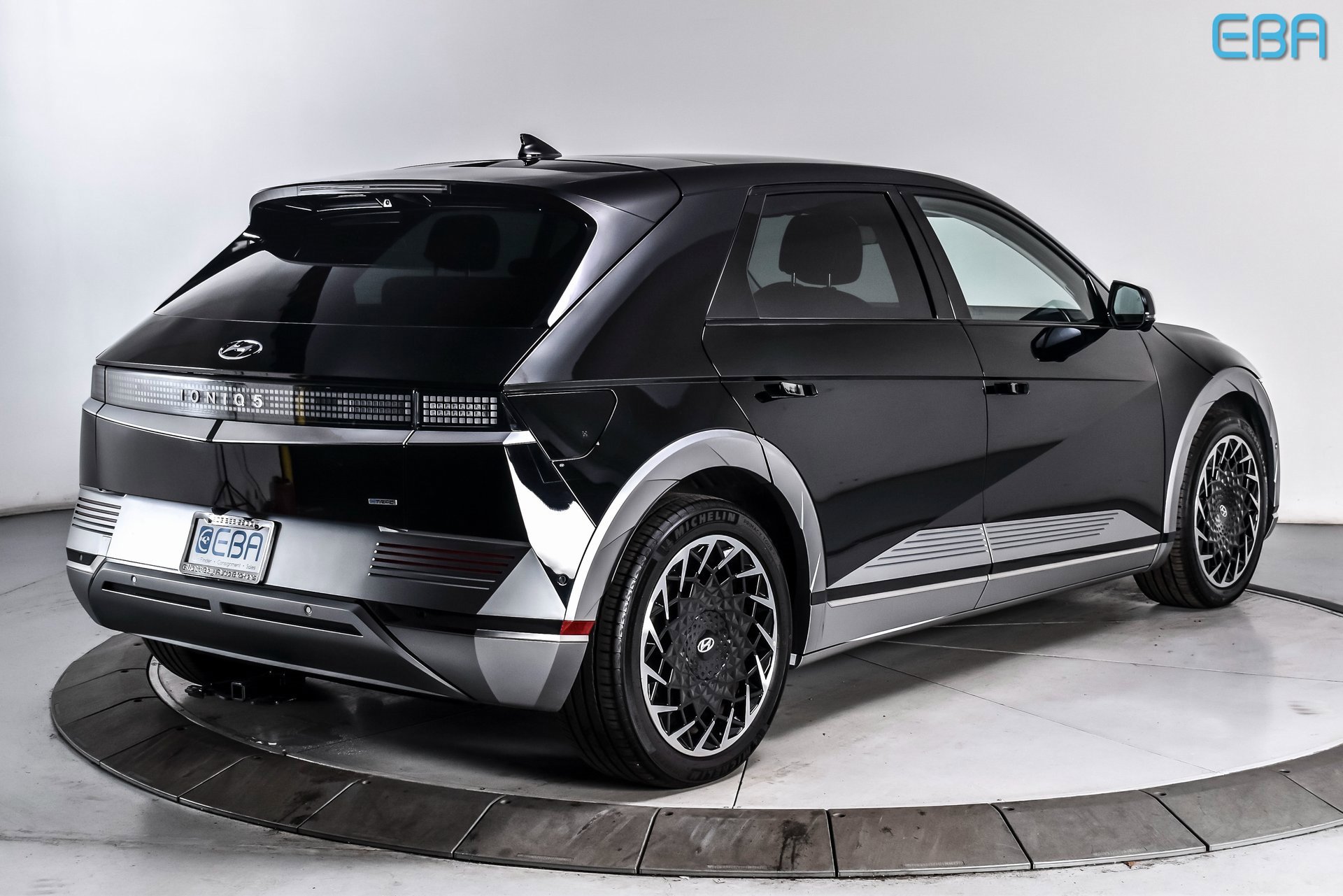 Used 2024 Hyundai Ioniq 5 Limited image 6