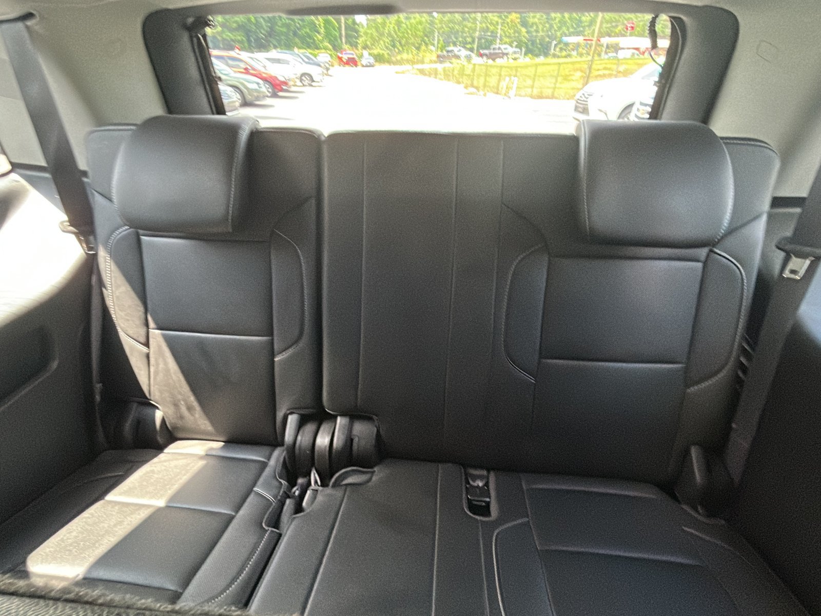 Used 2017 GMC Yukon SLT AWD/4WD image 22