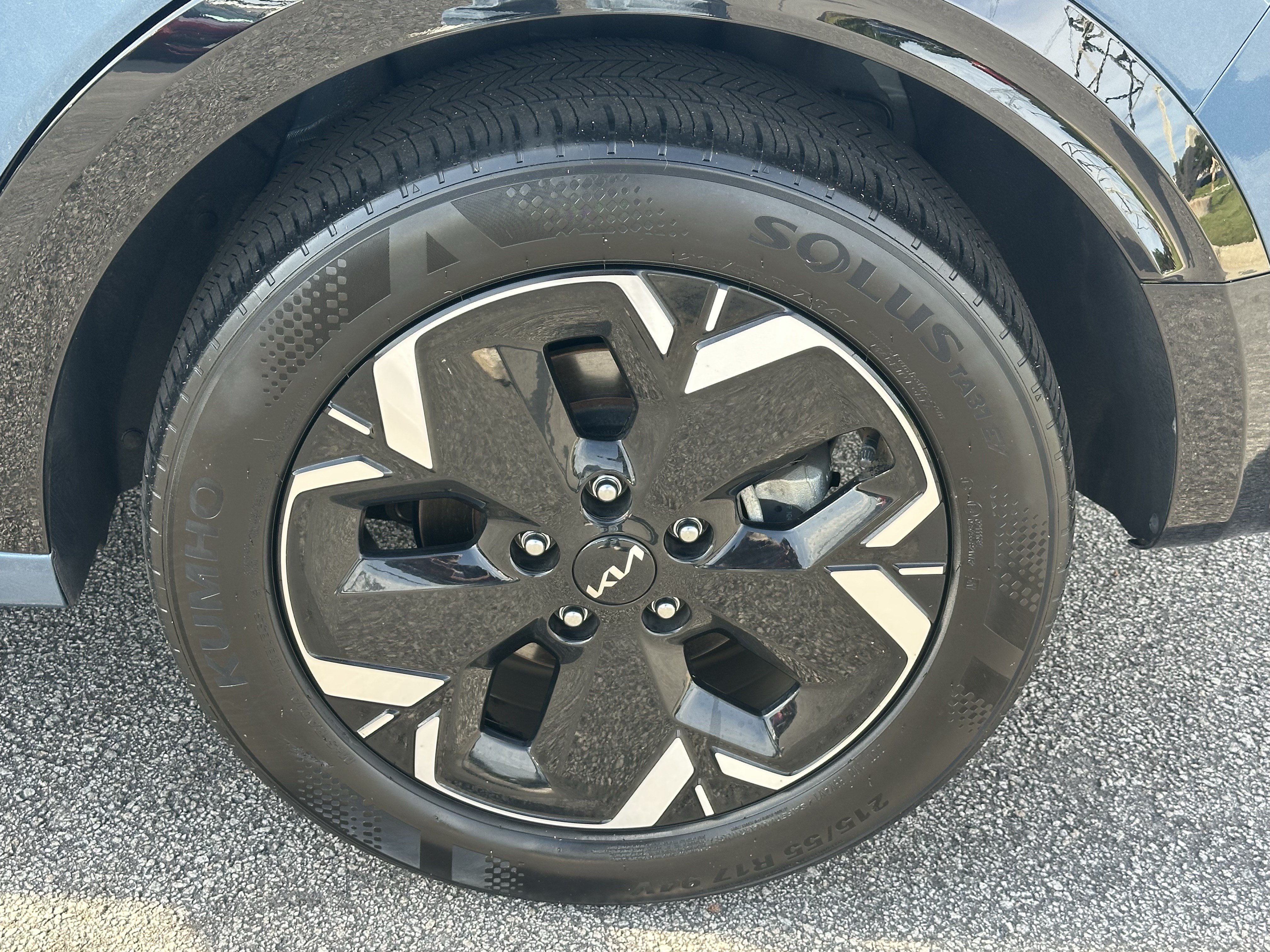 Used 2024 Kia Niro Wind w/ Wind Preserve Package FWD image 18