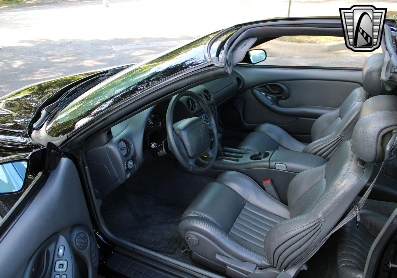 Used 1997 Pontiac Firebird Trans Am image 17