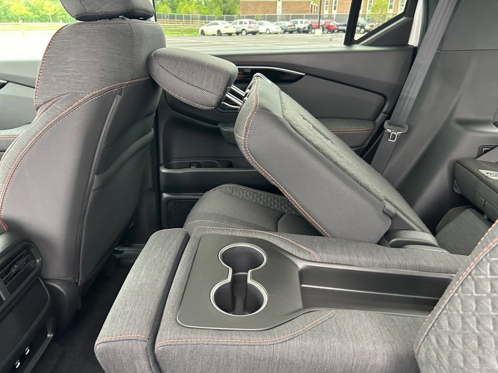 New 2026 Honda Pilot Sport image 19