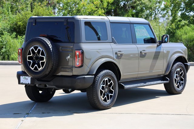 Used 2025 Ford Bronco Outer Banks image 8