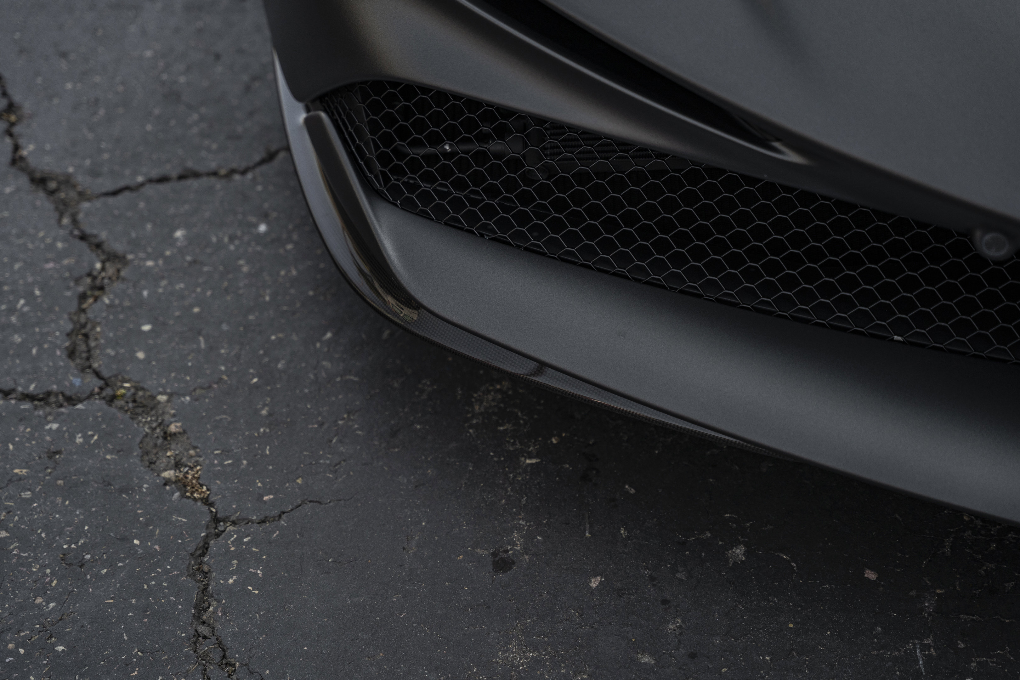 Used 2025 Ferrari SF90 Spider AWD/4WD image 7