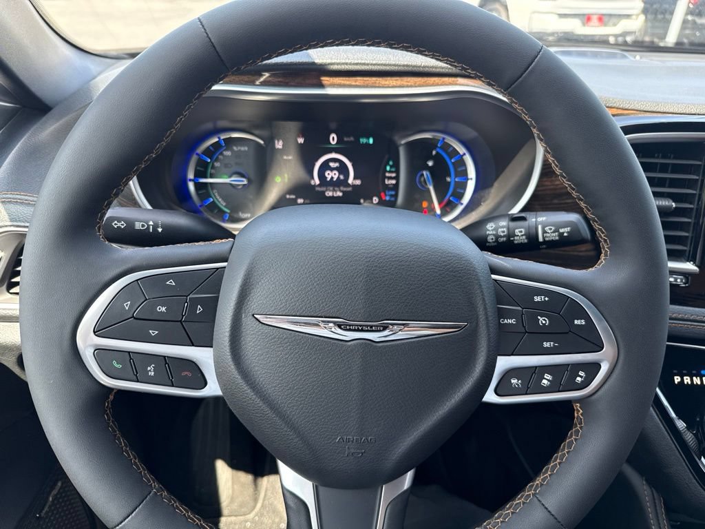 Certified 2023 Chrysler Pacifica Pinnacle FWD image 22