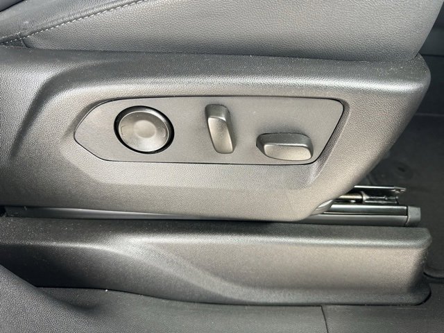 Certified 2024 Chevrolet Suburban LT image 14