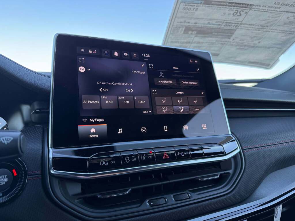 New 2026 Jeep Compass Trailhawk image 31