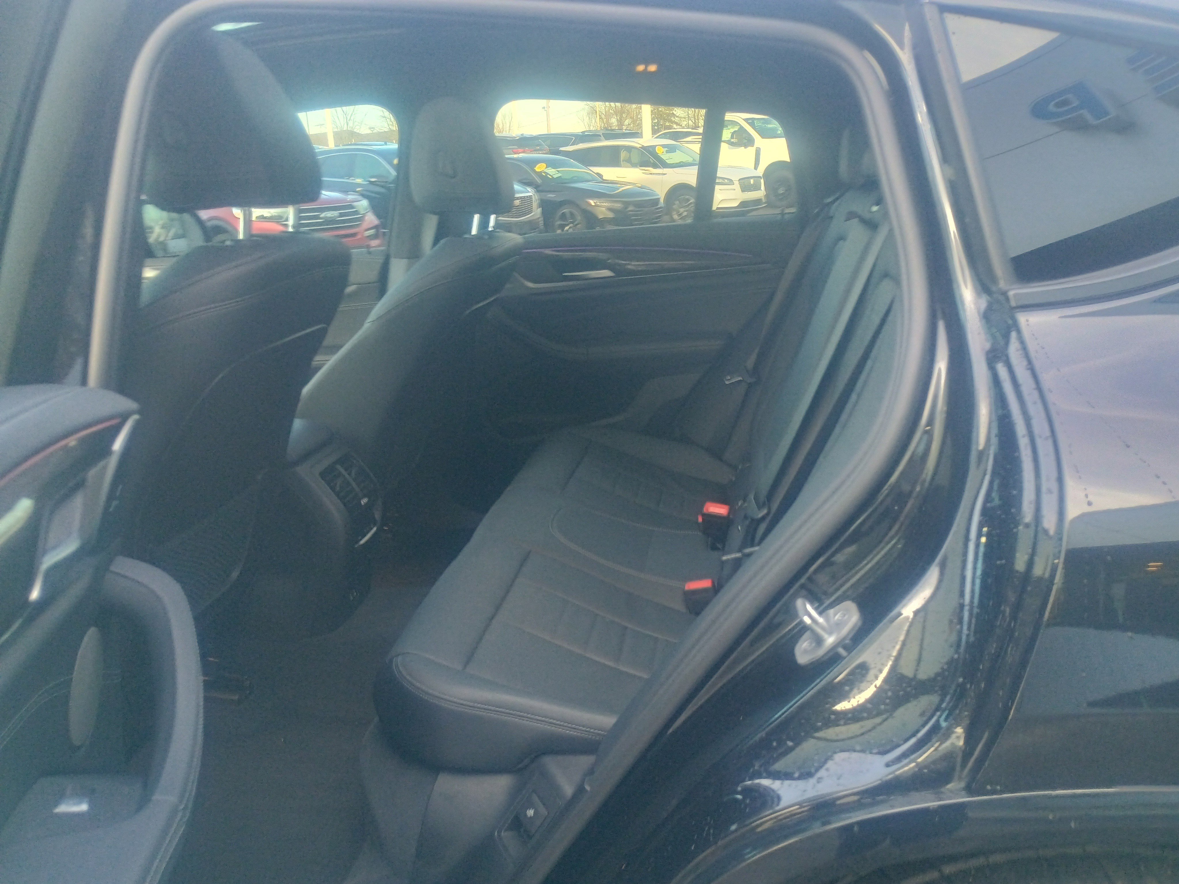 Used 2023 BMW X4 M40i image 17