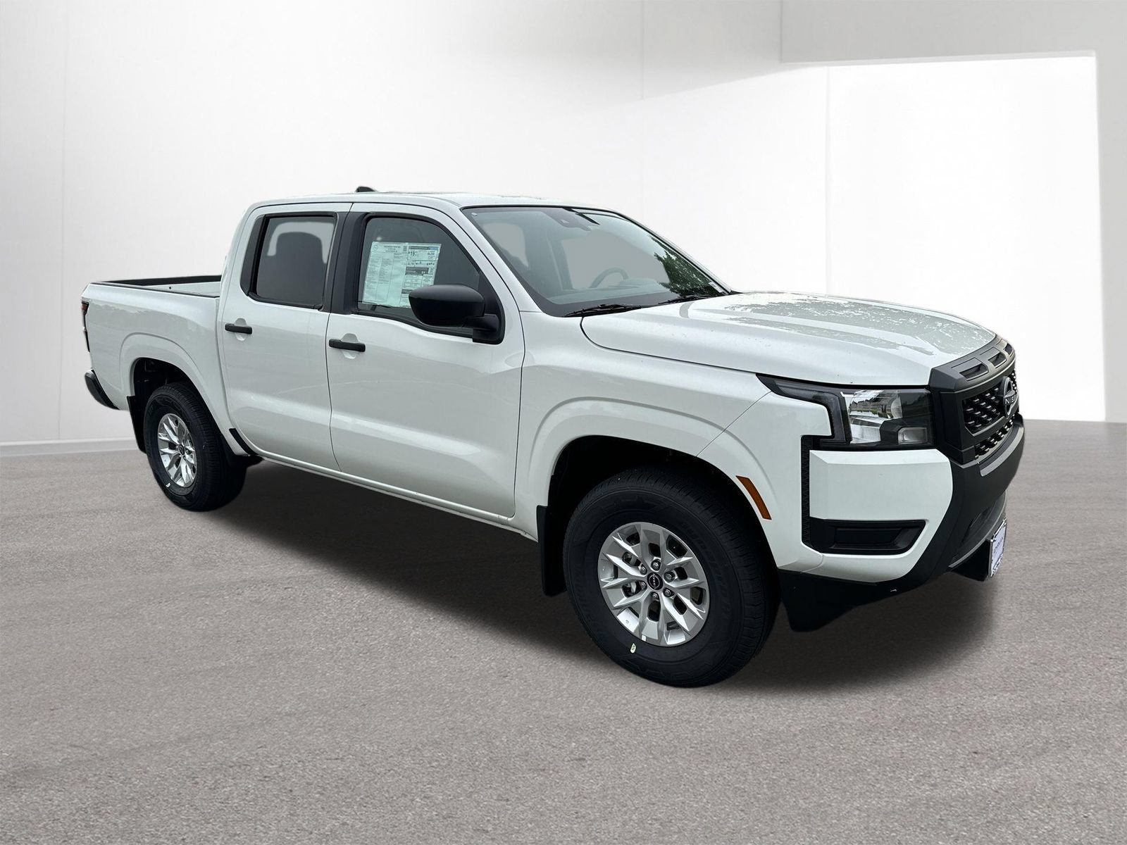 Certified 2025 Nissan Frontier S AWD/4WD image 3