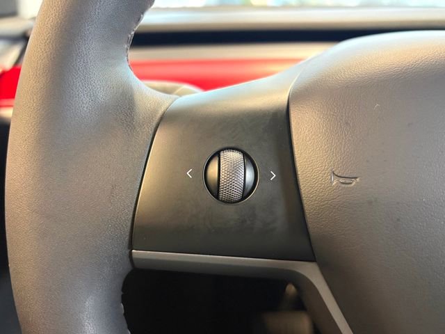 Used 2023 Tesla Model Y Long Range image 26