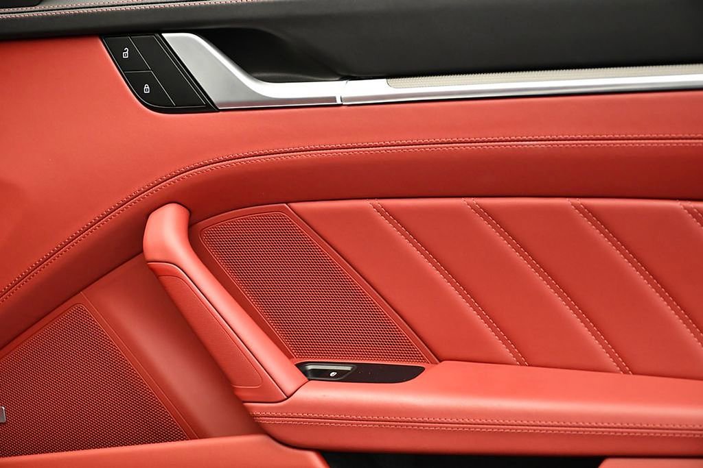 Certified 2024 Porsche 911 Turbo image 43