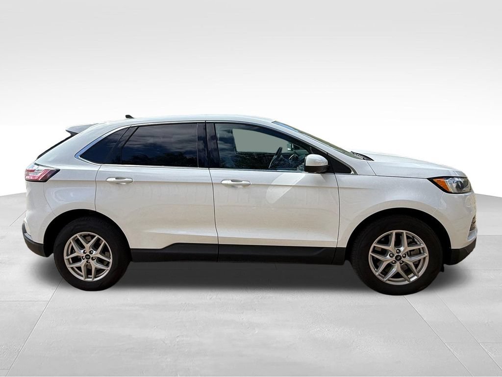 Certified 2024 Ford Edge SEL AWD/4WD image 10