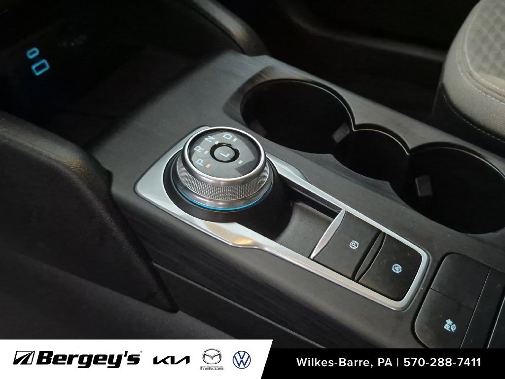 Used 2022 Ford Escape SE w/ Convenience Package FWD image 29