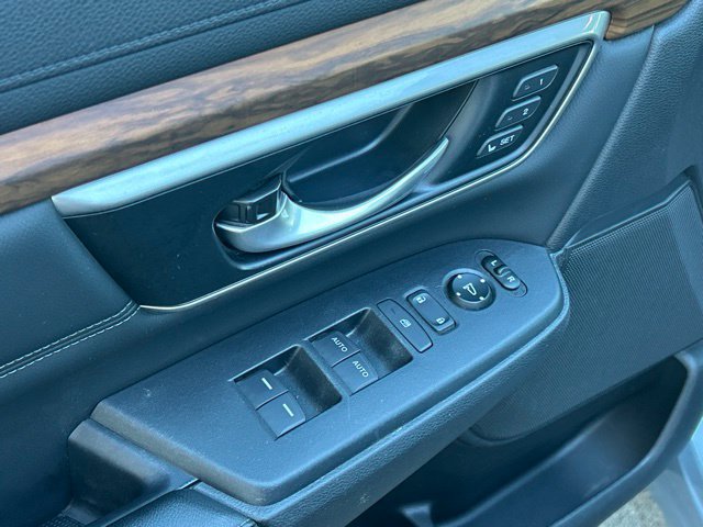 Used 2020 Honda CR-V Touring image 8