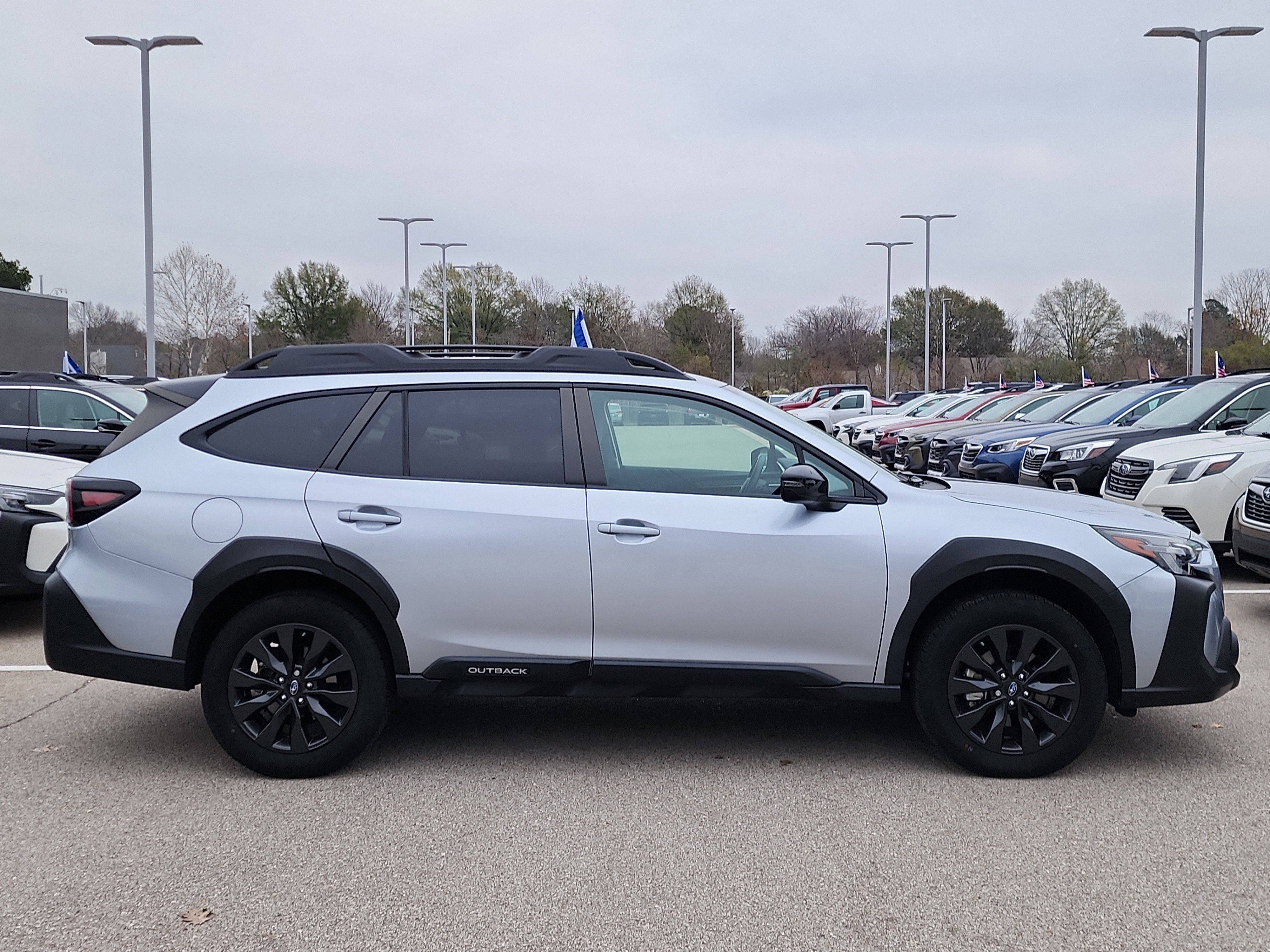 Certified 2023 Subaru Outback Onyx Edition XT image 2