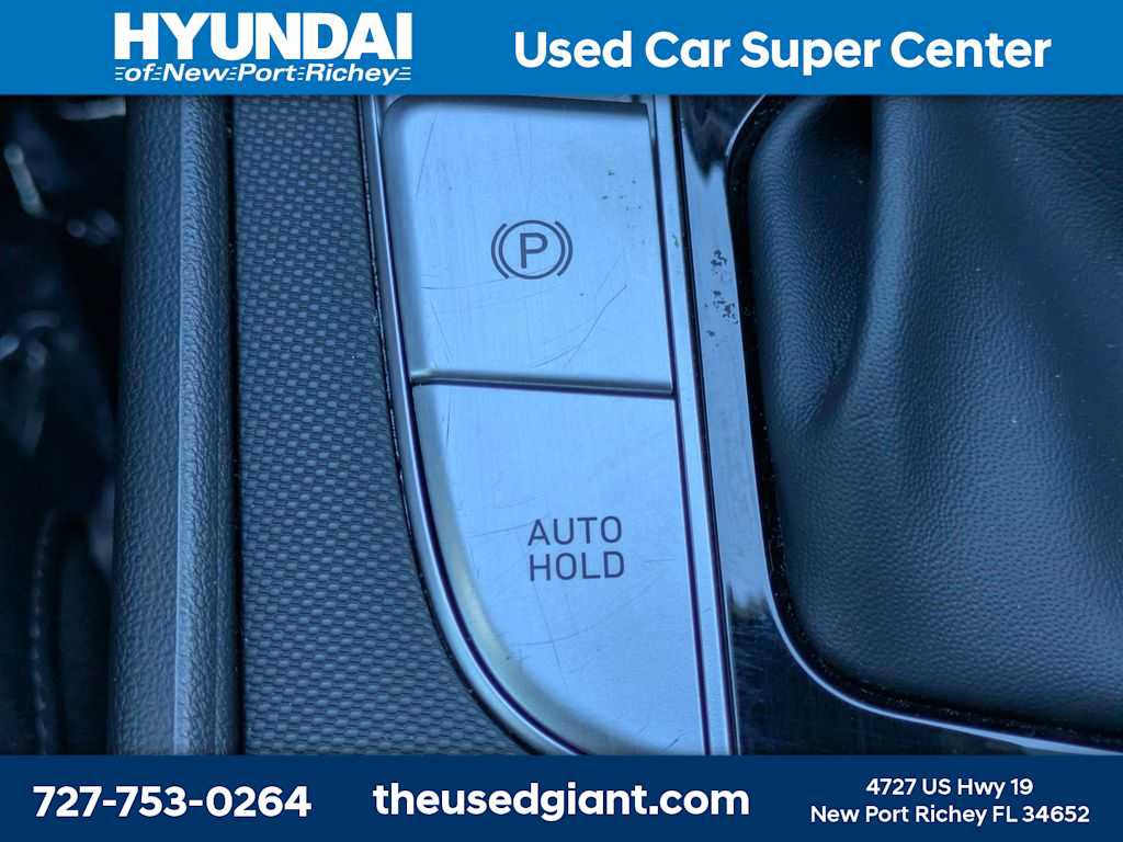 Certified 2022 Hyundai Elantra Limited FWD image 27