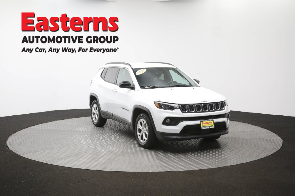 Used 2024 Jeep Compass Latitude AWD/4WD image 51