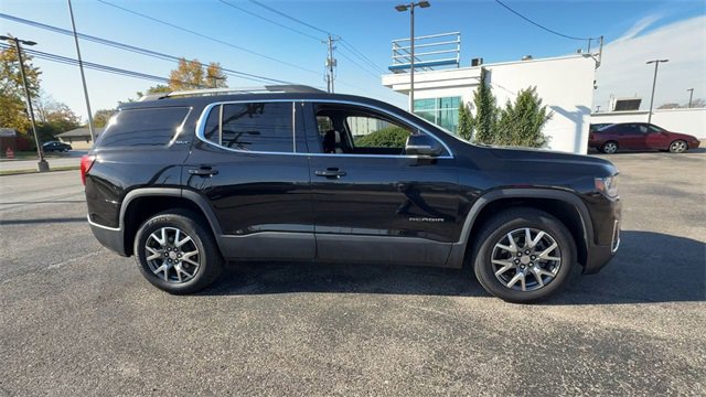 Used 2023 GMC Acadia SLT image 9