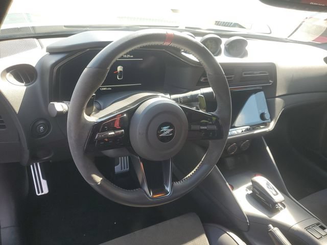 Certified 2024 Nissan Z Performance w/ Floor Mat Package RWD image 11