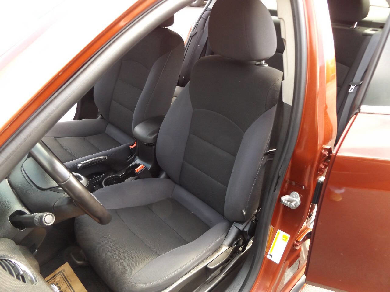 Used 2013 Chevrolet Cruze LT image 14