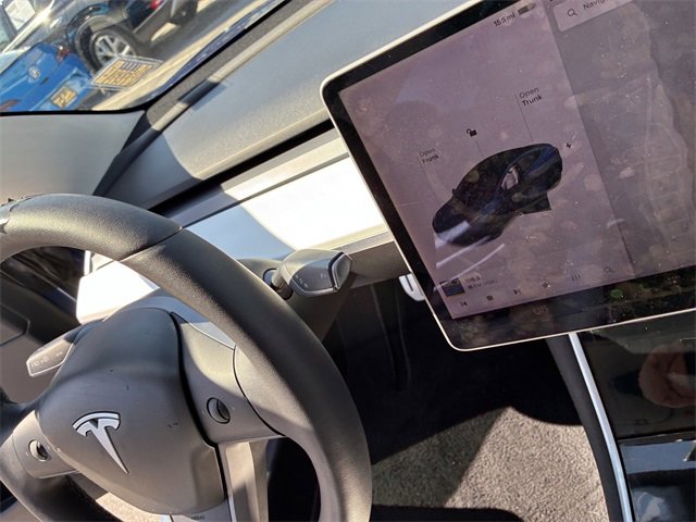 Used 2020 Tesla Model 3 Performance image 22