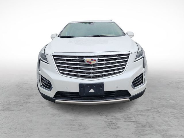 Used 2019 Cadillac XT5 Platinum image 2