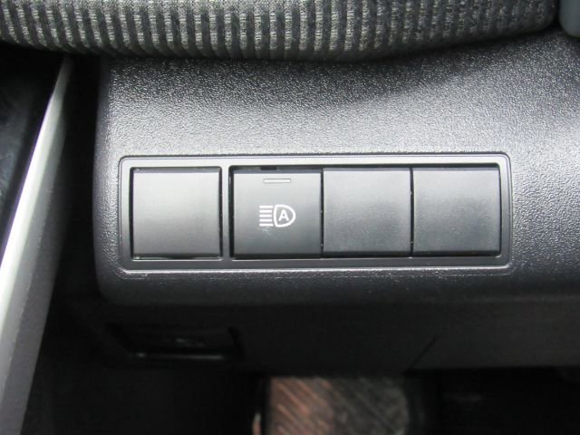 Used 2023 Toyota bZ4X XLE w/ Weather Package image 33