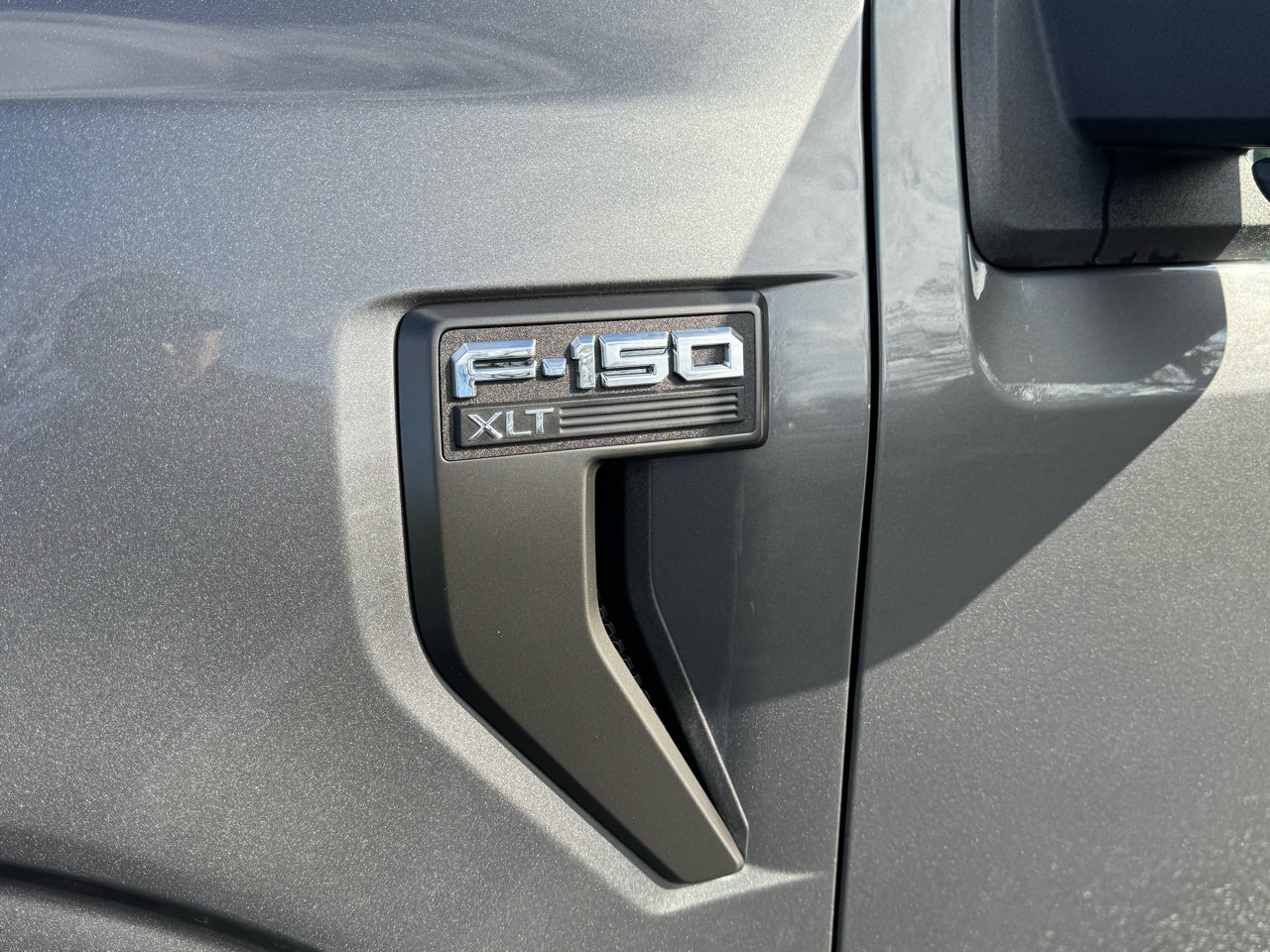 Used 2022 Ford F150 XLT w/ Equipment Group 302A High image 25