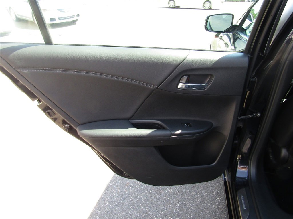Used 2014 Honda Accord EX-L image 19