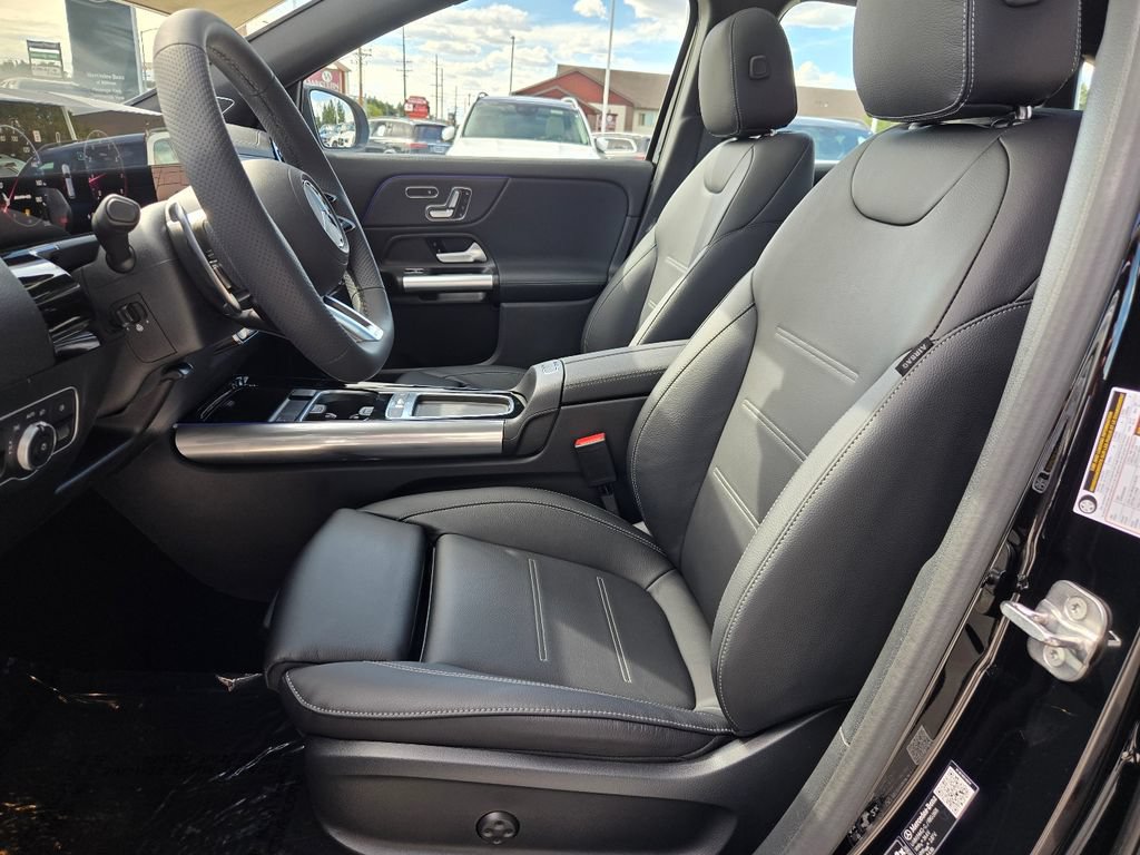 New 2026 Mercedes-Benz GLA 35 AMG 4MATIC image 4
