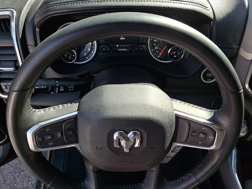Used 2024 RAM 1500 Laramie AWD/4WD image 19