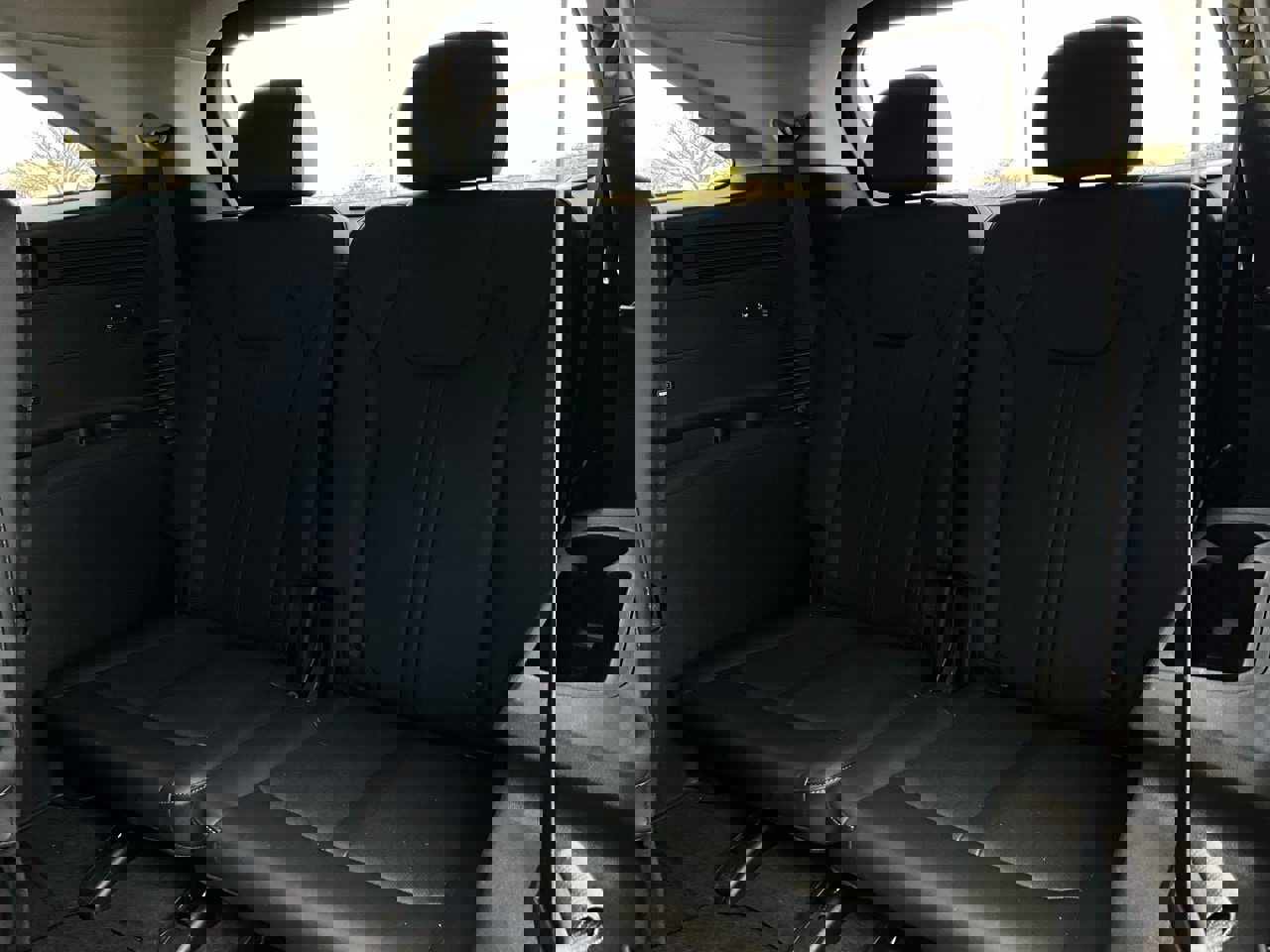 Used 2023 Kia Sorento SX image 13