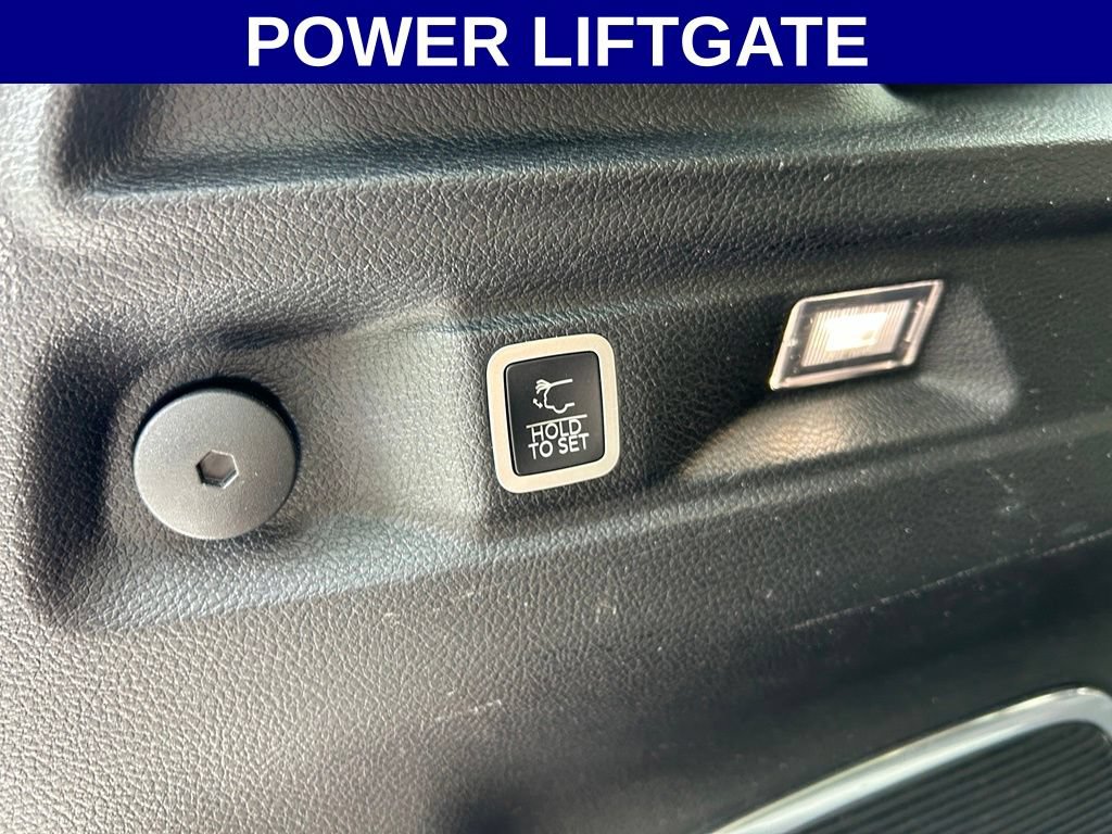 Used 2021 Jeep Grand Cherokee L Limited AWD/4WD image 17