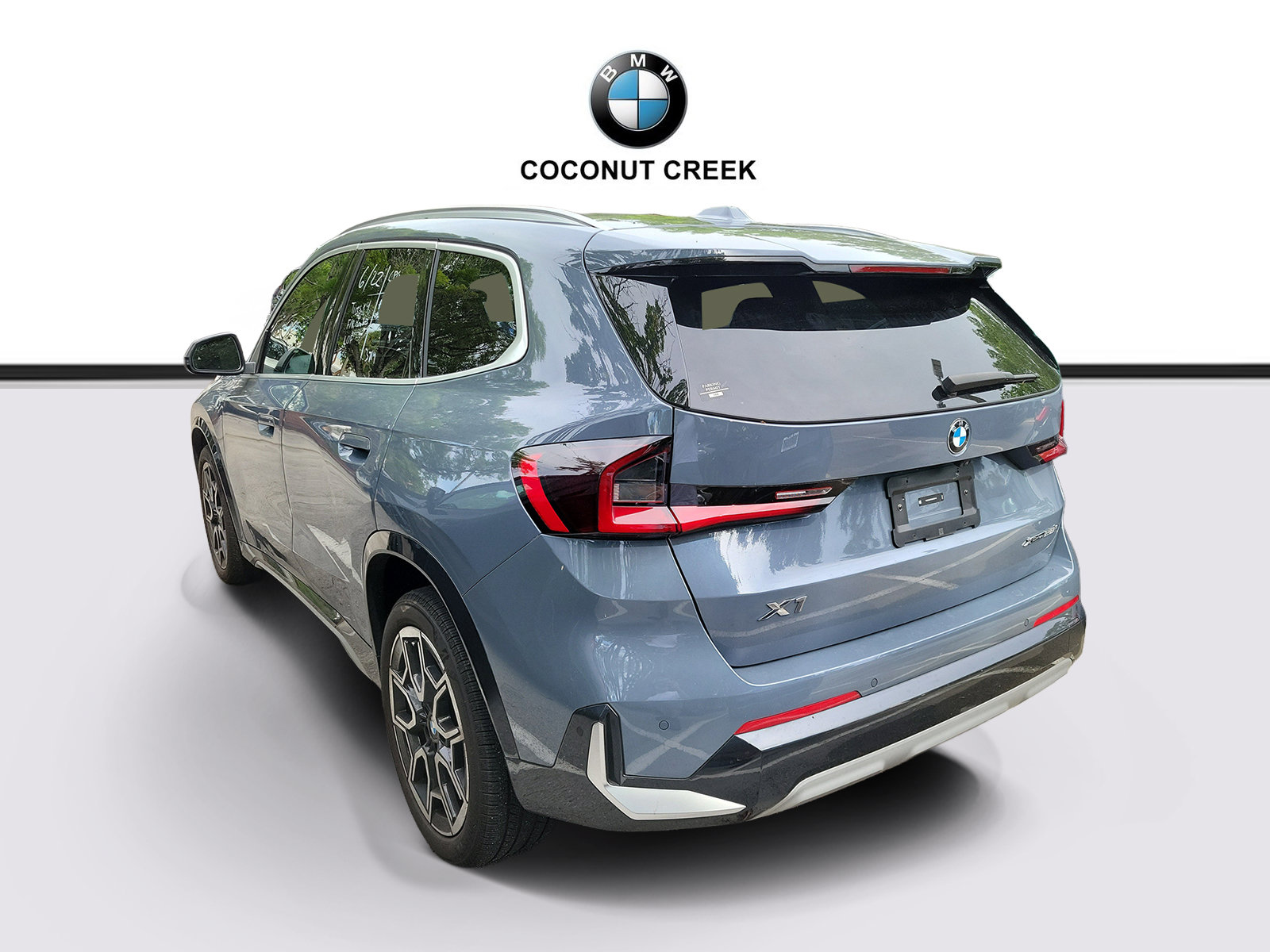 Certified 2024 BMW X1 xDrive28i AWD/4WD image 4