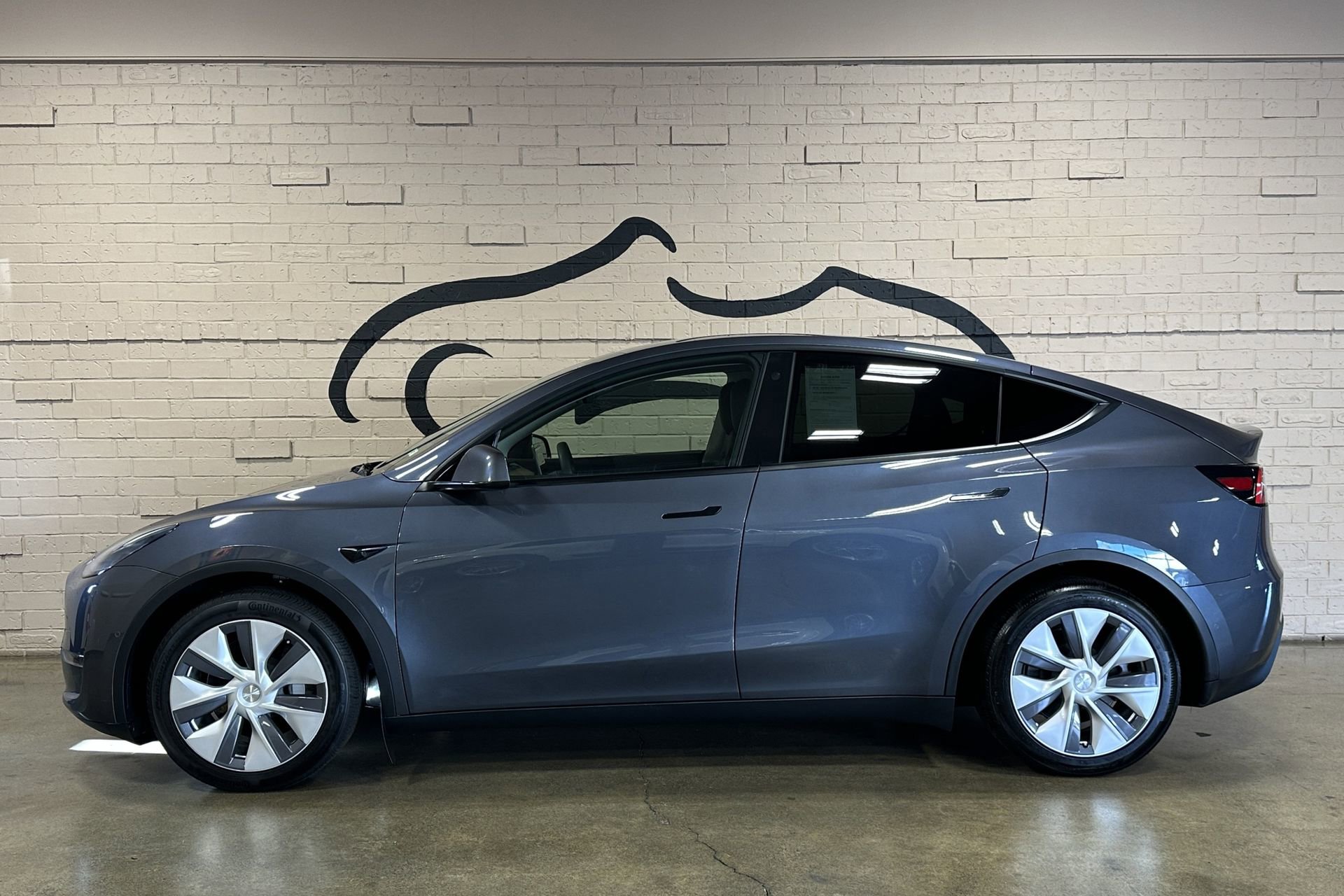 Used 2021 Tesla Model Y Long Range image 7