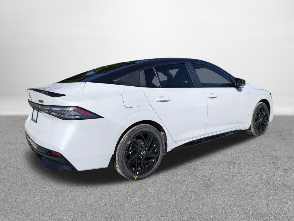 New 2027 Nissan Sentra SR w/ SR Premium Package FWD image 3