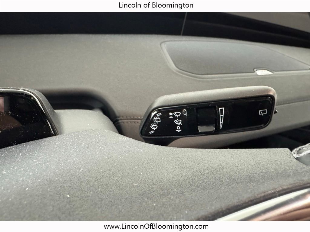 New 2025 Lincoln Navigator L Reserve w/ Jet Appearance Package image 47