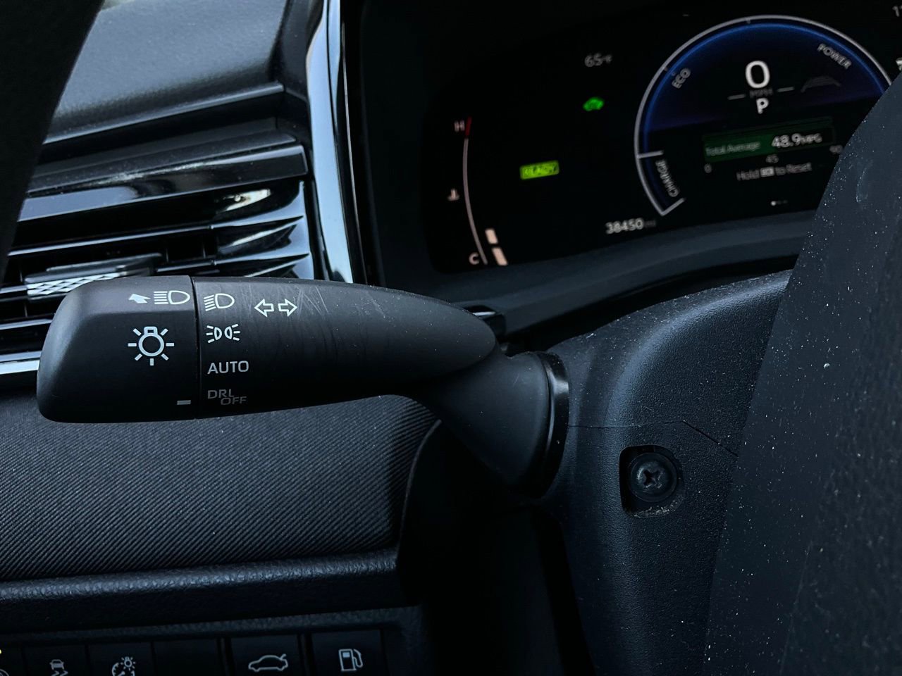 Used 2025 Toyota Camry LE image 34