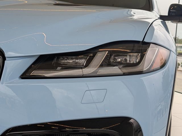 New 2026 Jaguar F-PACE SVR image 8