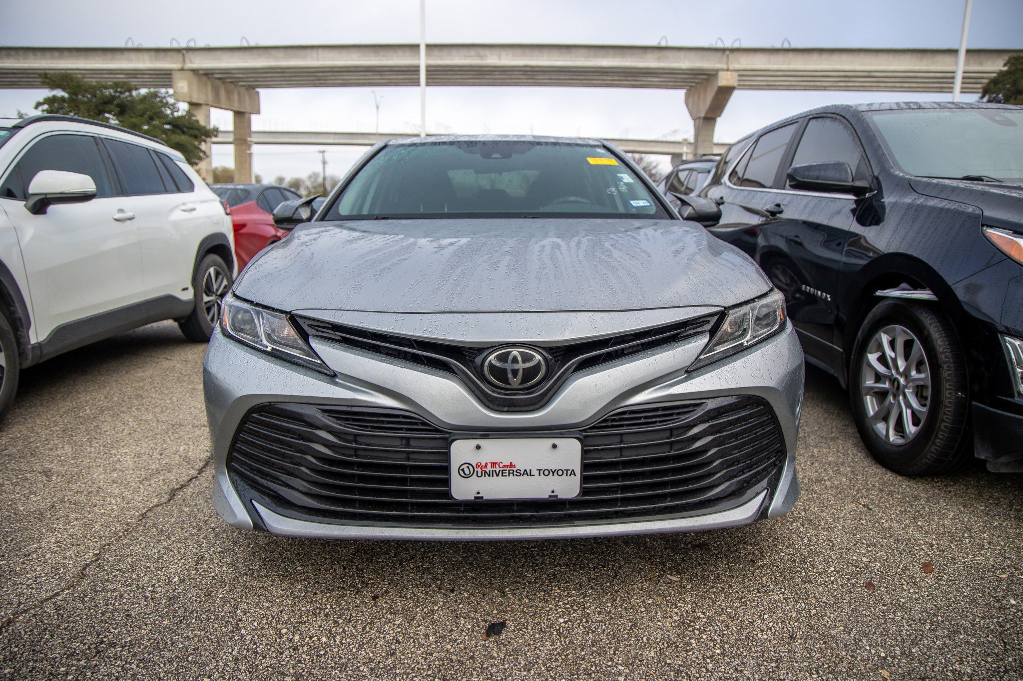 Used 2020 Toyota Camry LE image 4