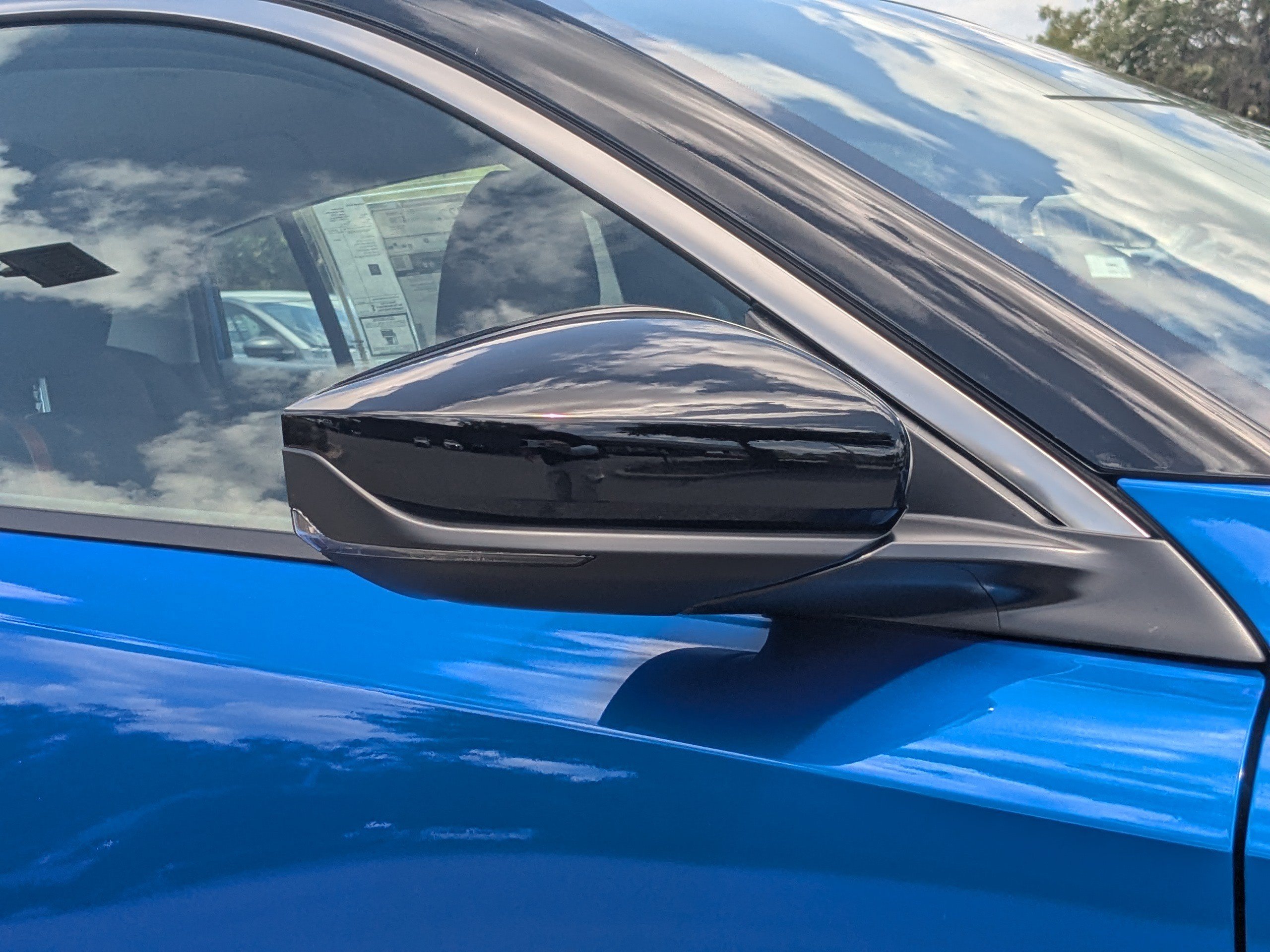 New 2026 Nissan Sentra SR w/ Floor Mat Package FWD image 11