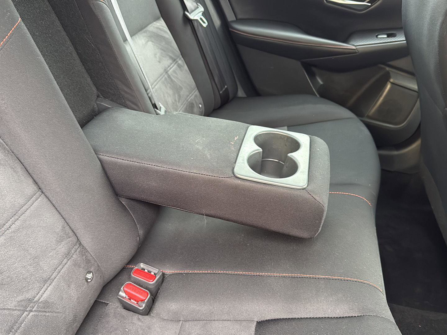 Used 2025 Nissan Sentra SR w/ Lighting Package FWD image 40