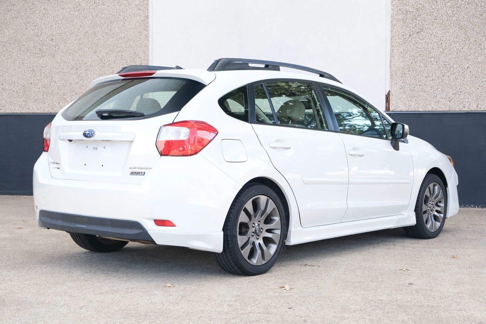 Used 2016 Subaru Impreza 2.0i Sport Premium image 15