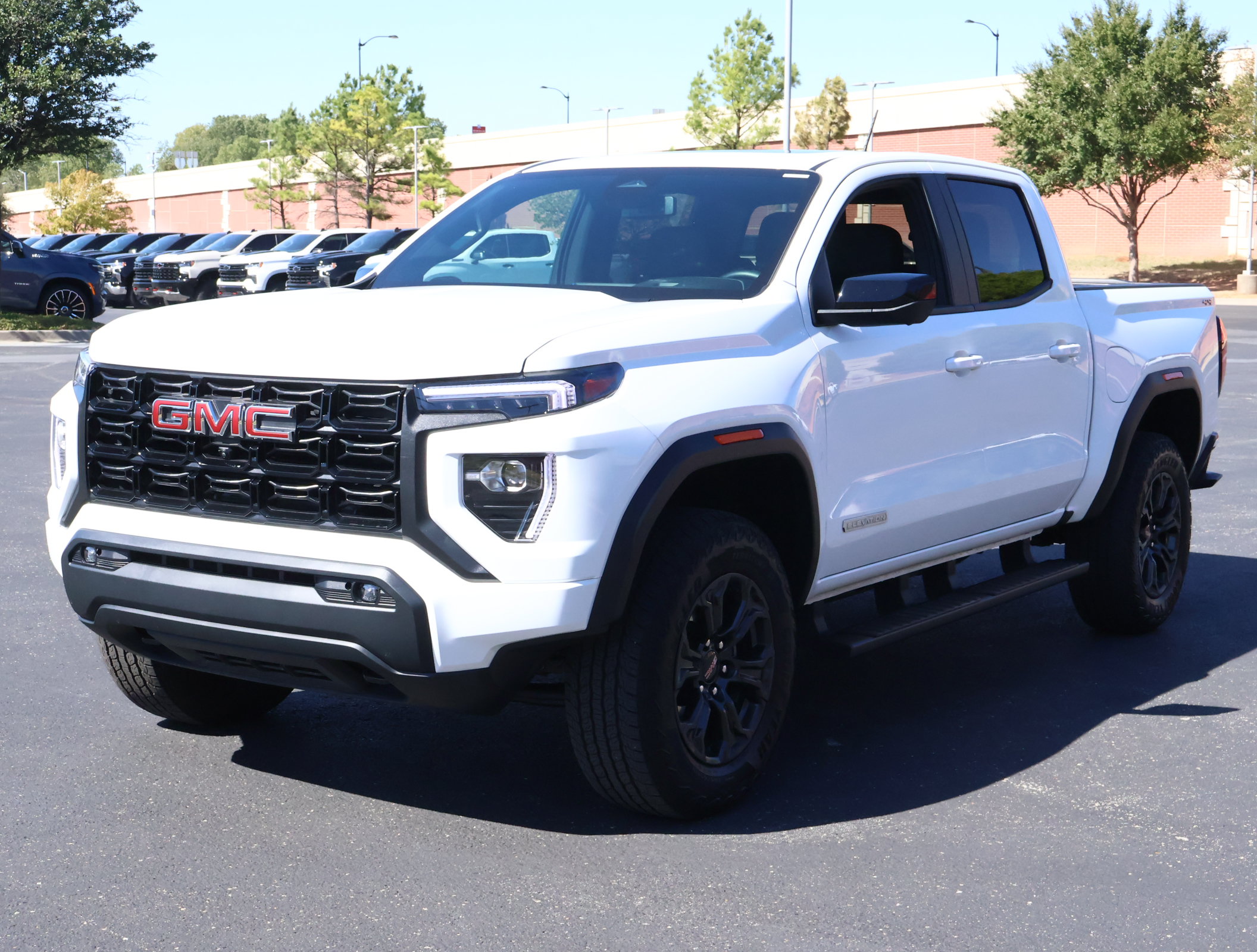 Used 2024 GMC Canyon Elevation w/ Elevation Premium Package AWD/4WD image 31