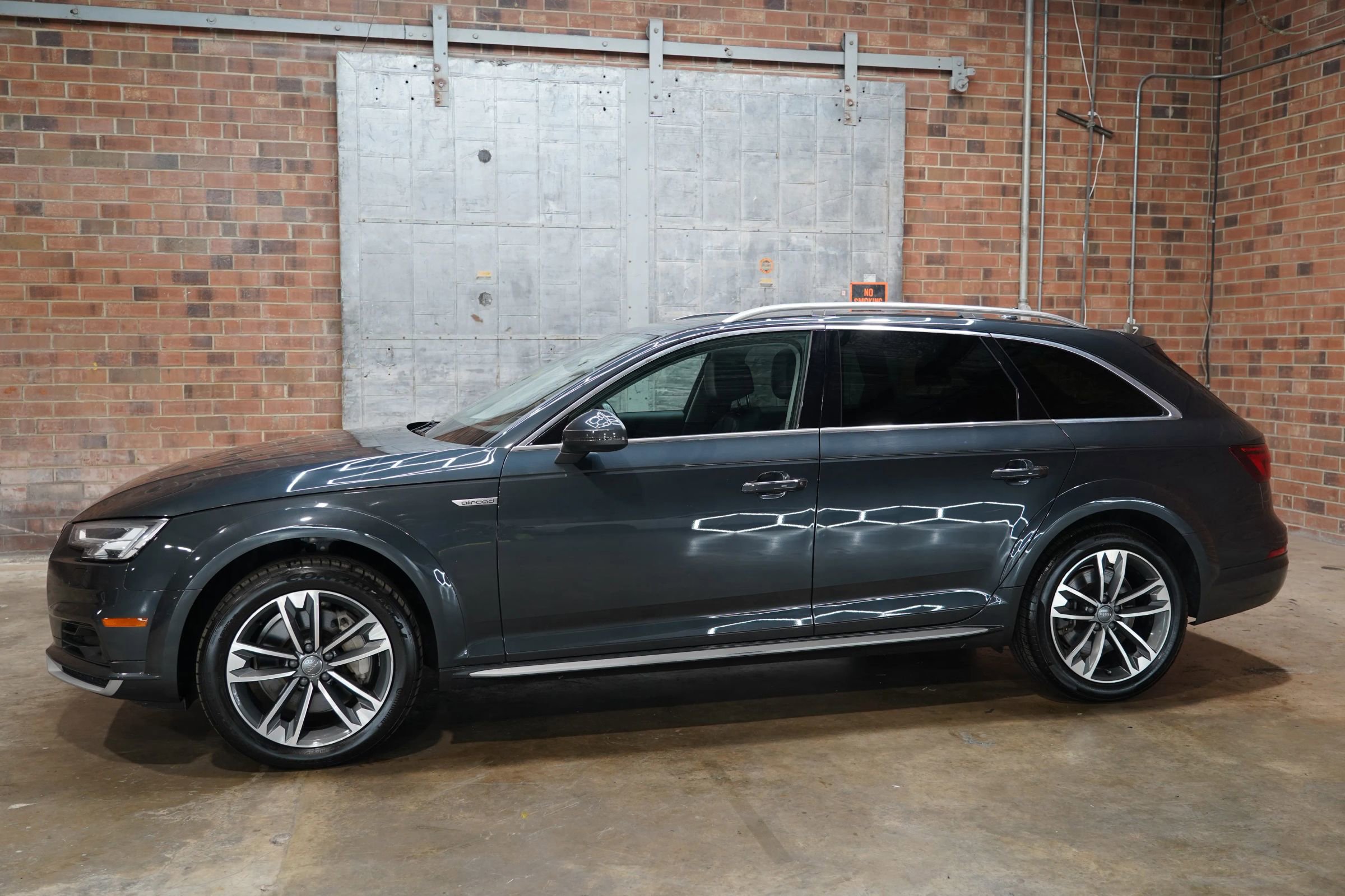 Used 2018 Audi A4 2.0T allroad Prestige image 11