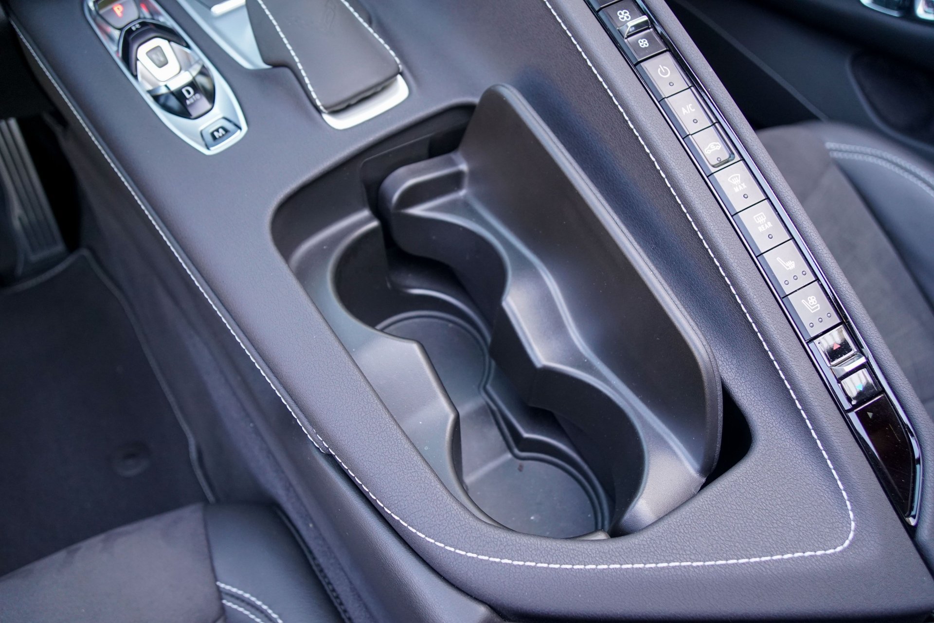Used 2021 Chevrolet Corvette Stingray Preferred Cpe w/ Z51 Performance Package RWD image 29