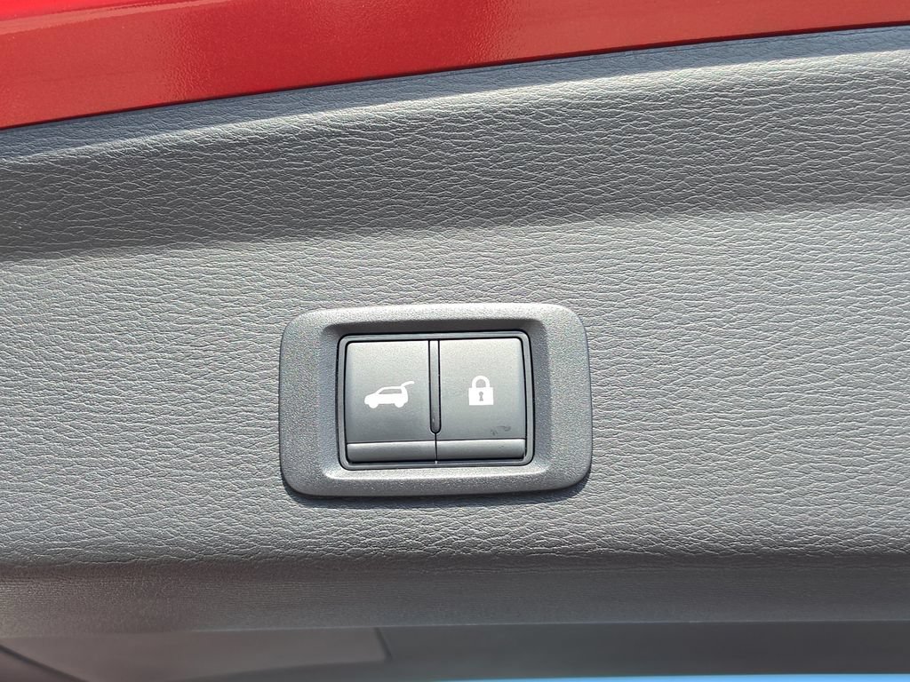 Used 2025 Mitsubishi Outlander SE FWD image 8