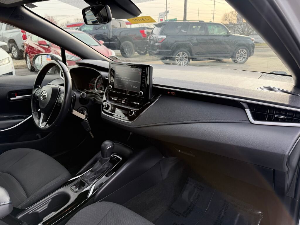 Used 2022 Toyota Corolla SE image 26